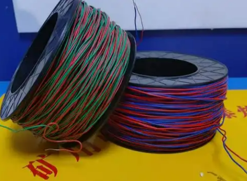 平邑放炮线的主要材质有哪些？不同材质的适用场景有何区别？